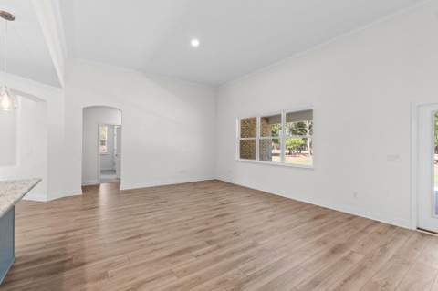402 Sweet Tea Lane, Freeport FL - photo 13 of 98