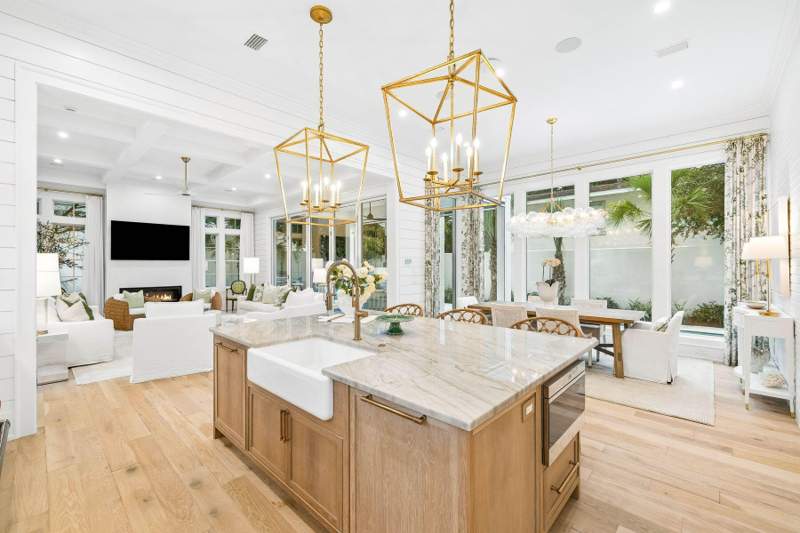6 bedroom Detached Single Family at 70 Dogwood Street, Seagrove 1st Addn, Santa Rosa Beach — photo 3