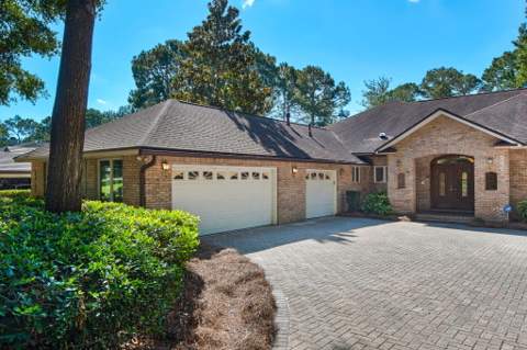 2422 Edgewater Drive, Niceville FL - photo 10 of 94
