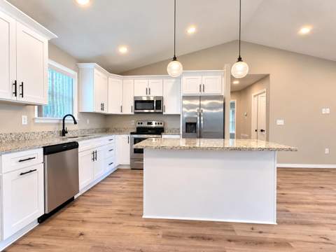 1154 Oakwood Lakes Boulevard, DeFuniak Springs FL - photo 11 of 55