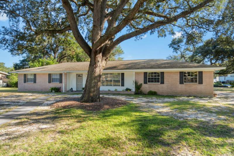 3 bedroom Detached Single Family at 119 Jamestown Avenue, Colony Estates, Fort Walton Beach — photo 2