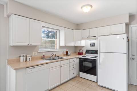 119 Jamestown Avenue, Fort Walton Beach FL - photo 15 of 42