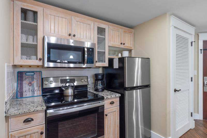 1 bedroom Condominium at 9300 Baytowne Wharf Boulevard #Unit 408, Pilot House, Miramar Beach — photo 5