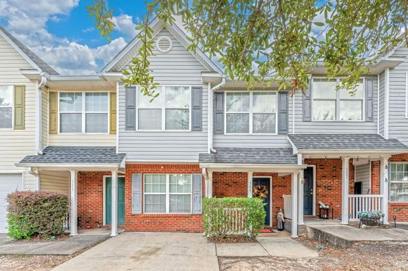 3 bedroom Townhouse at 109 Swaying Pine Court, Rolling Pines, Crestview — photo 2