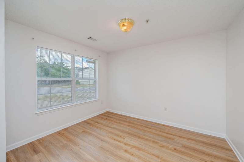 3 bedroom Townhouse at 109 Swaying Pine Court, Rolling Pines, Crestview — photo 4