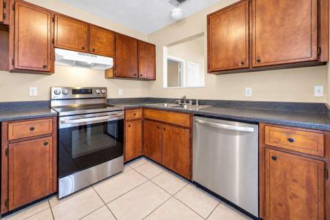 3040 Yorktown Circle, Fort Walton Beach FL - photo 14 of 32