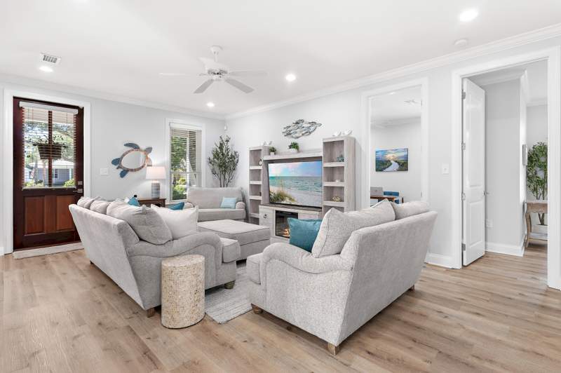3 bedroom Detached Single Family at 2047 Crystal Lake Drive, Crystal Lake At Sandestin, Miramar Beach — photo 5