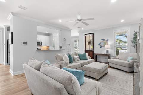 2047 Crystal Lake Drive, Miramar Beach FL - photo 6 of 46