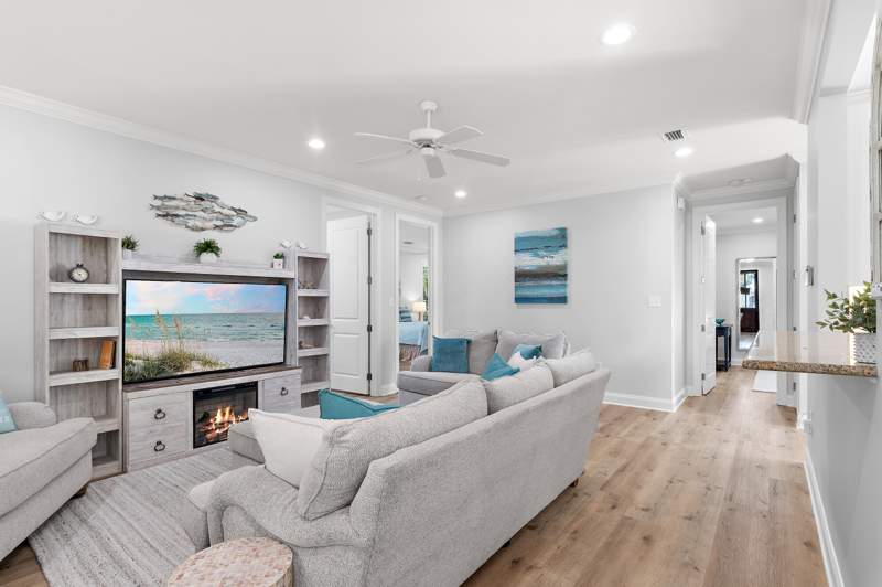 3 bedroom Detached Single Family at 2047 Crystal Lake Drive, Crystal Lake At Sandestin, Miramar Beach — photo 4