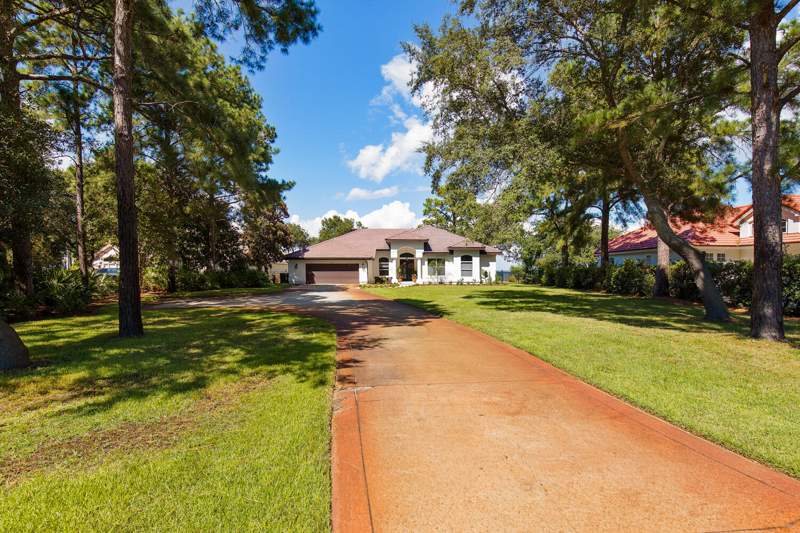 3 bedroom Detached Single Family at 1242 Emerald Bay Drive, Emerald Bay West, Destin — photo 4