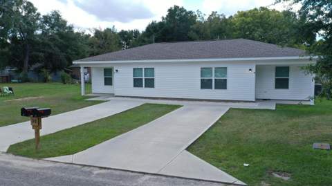 32 Constitution Avenue #A-B, DeFuniak Springs FL - photo 9 of 20
