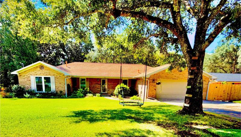 3 bedroom Detached Single Family at 4092 Rocky Drive, Minger S/D, Niceville — photo 2