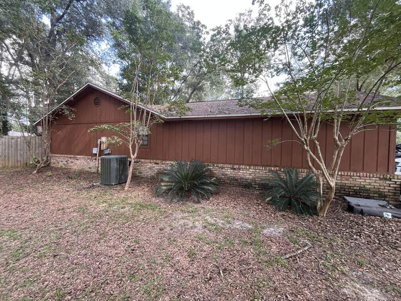 3 bedroom Detached Single Family at 6021 W Dogwood Drive, Holly Hills, Crestview — photo 5
