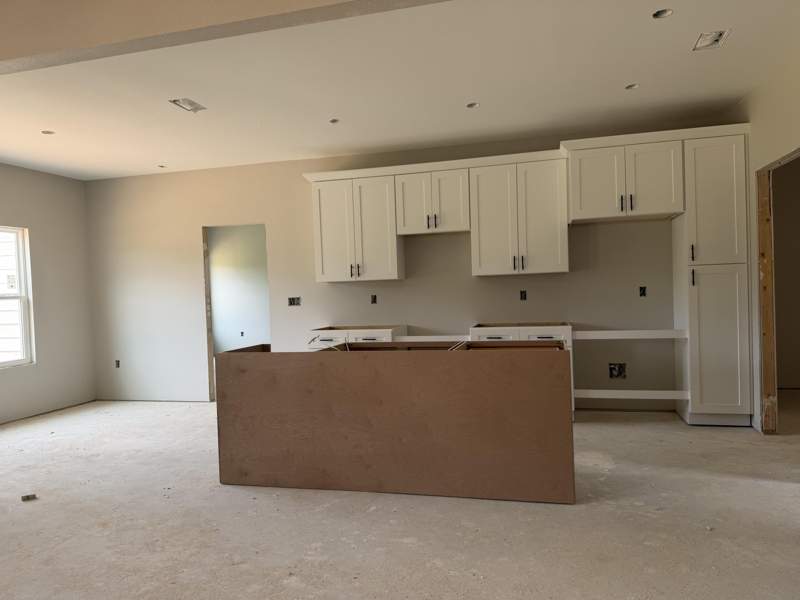 4 bedroom Detached Single Family at 401 Arroyo Hondo Terrace, Valley View South, Crestview — photo 5