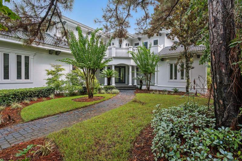 4 bedroom Detached Single Family at 3028 Club Drive, Burnt Pine, Miramar Beach — photo 5