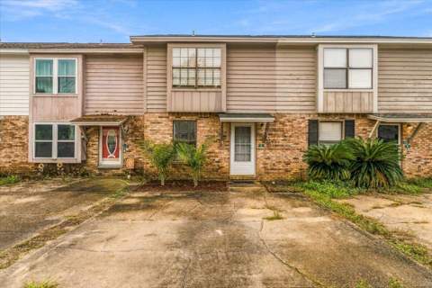 412 NW Sea Rover Lane #B, Fort Walton Beach FL - photo 8 of 35