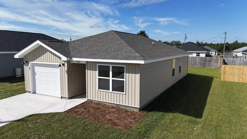 2 bedroom Detached Single Family at 5436 Bayleaf Drive, Holley Grove East Lots 33 And 34 Blk 6, Crestview — photo 3