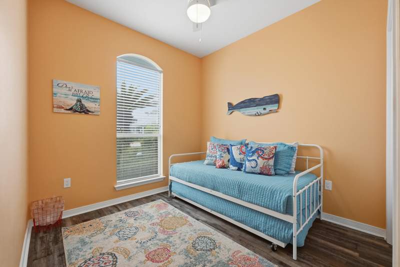 3 bedroom Detached Single Family at 36 Opal Cove, Emerald Shores, Miramar Beach — photo 3