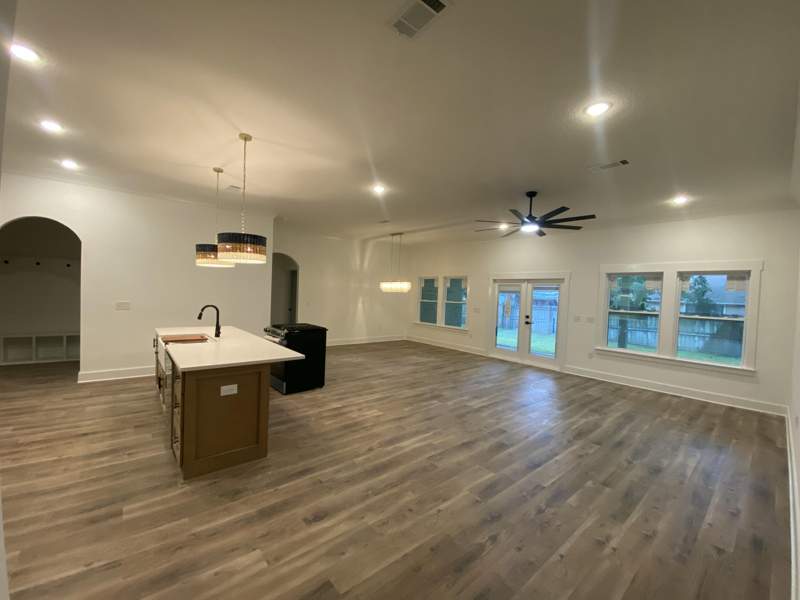 5 bedroom Detached Single Family at 1617 Moore Street, Minger S/D 1st Addn, Niceville — photo 4
