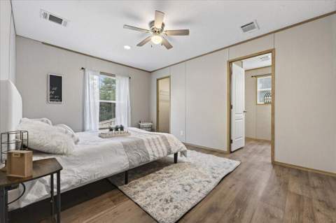 42 E Bluebottle Court, DeFuniak Springs FL - photo 20 of 40