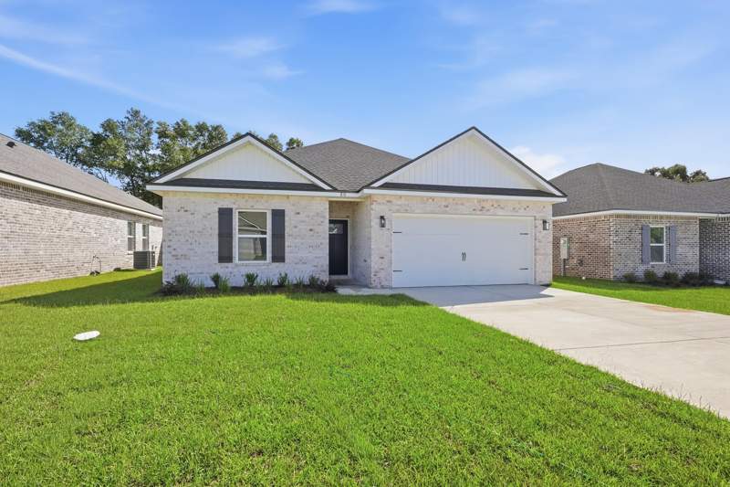 3 bedroom Detached Single Family at 80 Spooner Street, McCarthy Estates, DeFuniak Springs — photo 3
