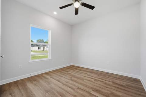 80 Spooner Street, DeFuniak Springs FL - photo 6 of 42