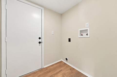 938 Claeven Circle, Fort Walton Beach FL - photo 23 of 27