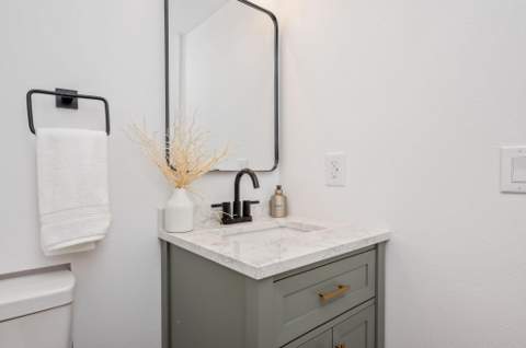 146 Valencia Drive, Fort Walton Beach FL - photo 17 of 31