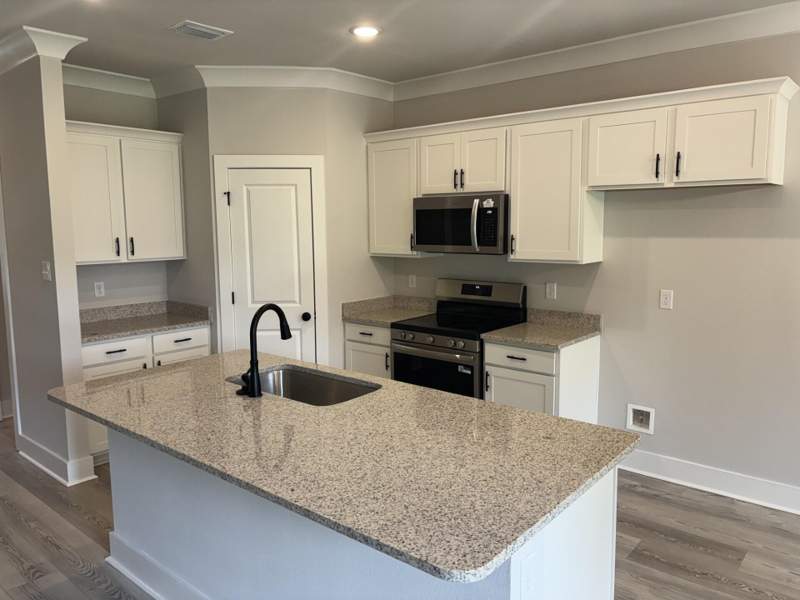 3 bedroom Detached Single Family at 2977 Houston Place Drive, Houston Place, Crestview — photo 3