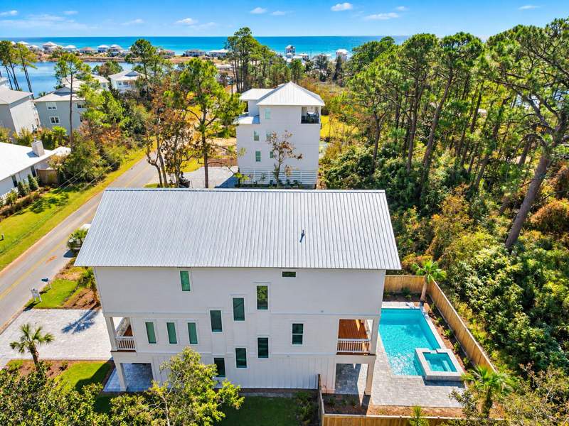 5 bedroom Detached Single Family at 279 E Seahorse Circle, Dune Allen 1st Addn, Santa Rosa Beach — photo 3