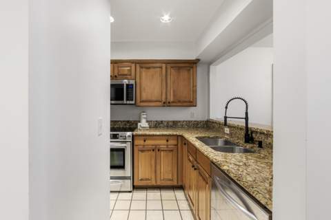 37 Forest Hills Lane ## 37B, Miramar Beach FL - photo 8 of 48