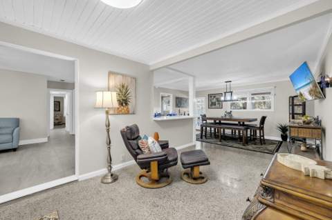 313 NE Gardner Drive, Fort Walton Beach FL - photo 13 of 63