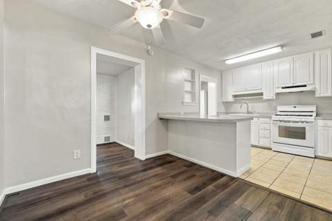 217 NE Highway Avenue, Fort Walton Beach FL - photo 17 of 43