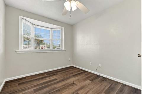 217 NE Highway Avenue, Fort Walton Beach FL - photo 23 of 43