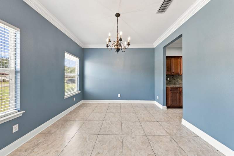 4 bedroom Detached Single Family at 118 NW Jonquil Avenue, Oakland Addn, Fort Walton Beach — photo 5