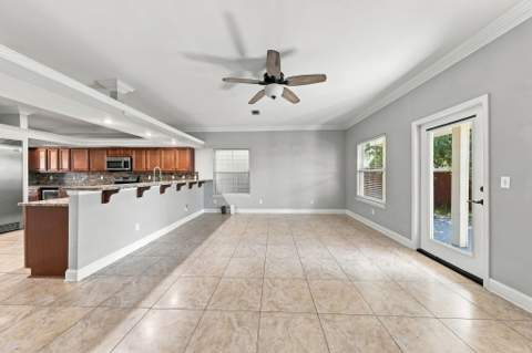 118 NW Jonquil Avenue, Fort Walton Beach FL - photo 13 of 46