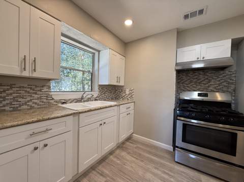 401 Shrewsbury Road, Mary Esther FL - photo 7 of 17