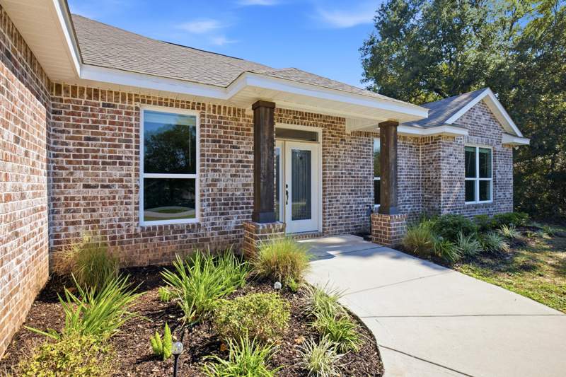 5 bedroom Detached Single Family at 6125 Clover Street, Clover Est, Crestview — photo 4