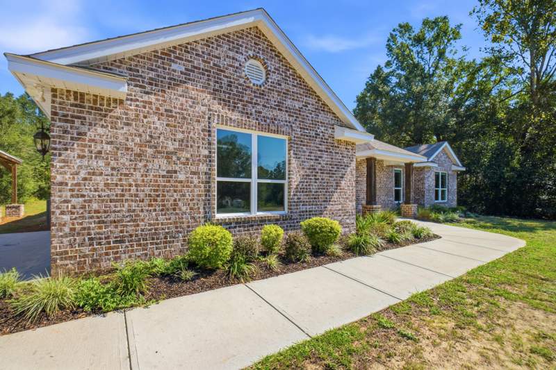 5 bedroom Detached Single Family at 6125 Clover Street, Clover Est, Crestview — photo 5