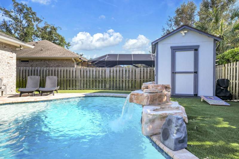 3 bedroom Detached Single Family at 38 SE Pryor Road, Olde Fort Walton, Fort Walton Beach — photo 4