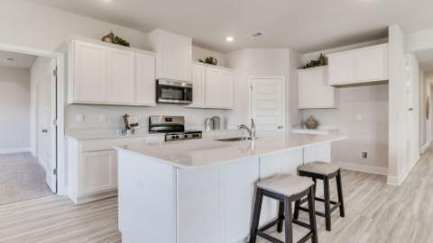 3033 Heritage Plantation Boulevard, Laurel Hill FL - photo 6 of 33