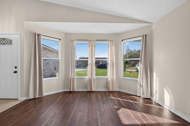 3 bedroom Detached Single Family at 1269 Jefferyscot Drive, Countryview Estates 4th Addn Ph 2, Crestview — photo 2