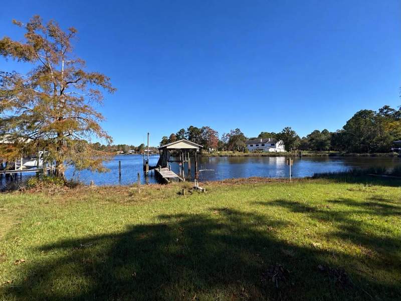 2 bedroom Detached Single Family at 600 Bay Grove Road, Freeport, Freeport — photo 3