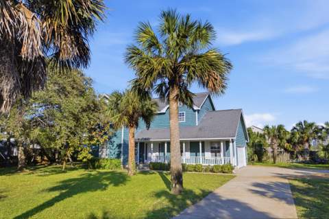 700 Sailfish Drive, Fort Walton Beach FL - photo 6 of 130