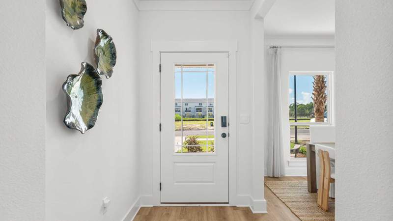 4 bedroom Detached Single Family at 136 Dylan Drive, Crest Bay Cottages, Miramar Beach — photo 3