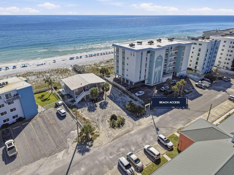 2 bedroom Condominium at 683 Nautilus Court #208, Tropical Isle Condo Unit 208, Fort Walton Beach — photo 3