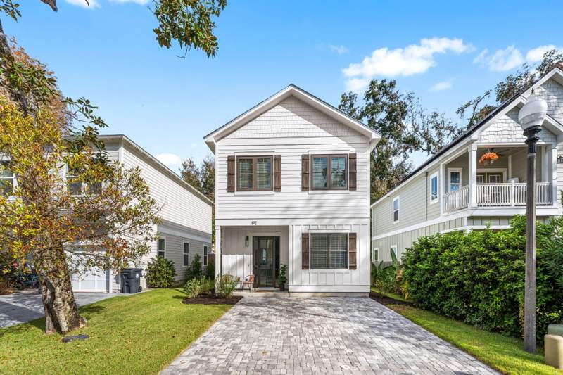 4 bedroom Detached Single Family at 192 Rearden Way, Sacred Oaks Ph 2, Santa Rosa Beach — photo 2