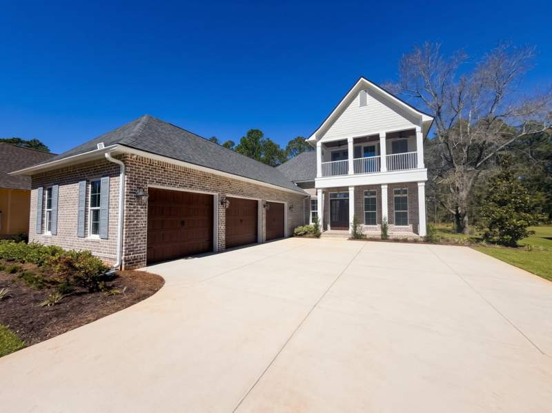 4 bedroom Detached Single Family at 131 E Perseverance Point, Hammock Bay - Steamboat Landing, Freeport — photo 2
