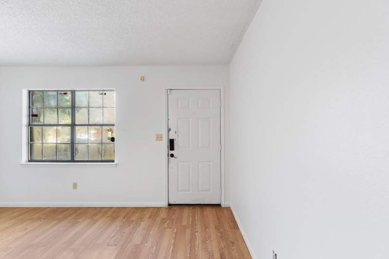 2 bedroom Detached Single Family at 1710 26th Street, Rosemont S/D, Niceville — photo 4
