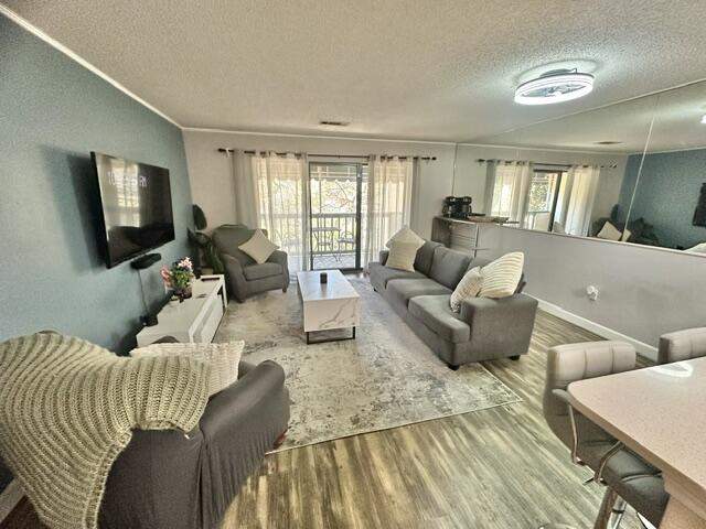 3 bedroom Condominium at 104 Westlake Court #104, Lakeside Condo At Bluewater Bay, Niceville — photo 3